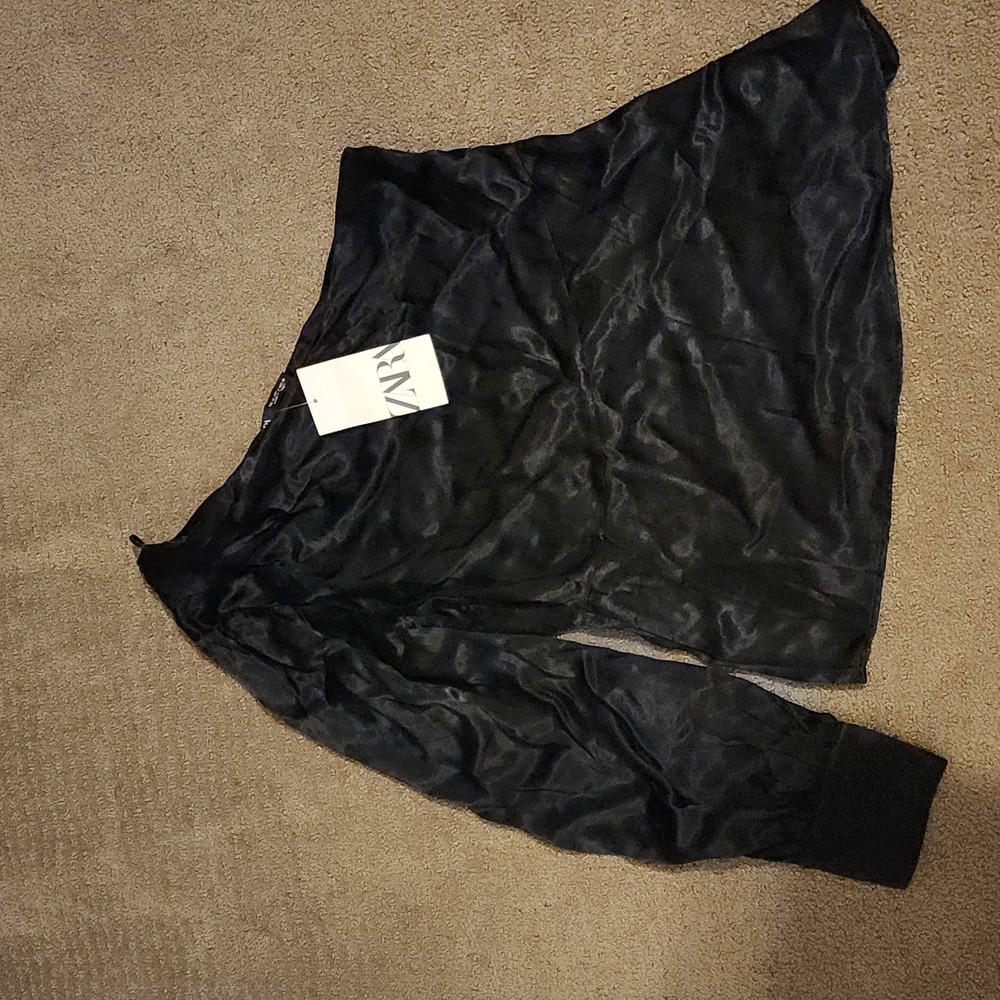 Zara one sleeve top
